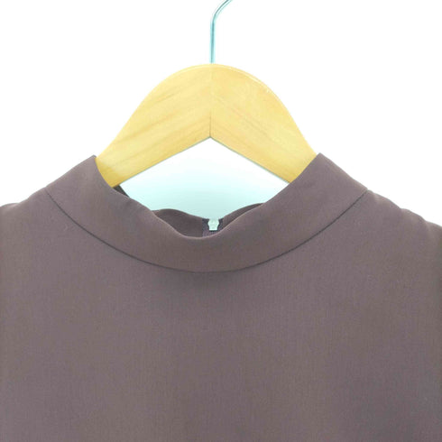 フォクシーニューヨーク FOXEY NEW YORK 20SS Chic Pleats Top ノースリーブ Aライン バックプリーツ プルオーバー ハイネック シャツ ブラウス レディース JPN:38