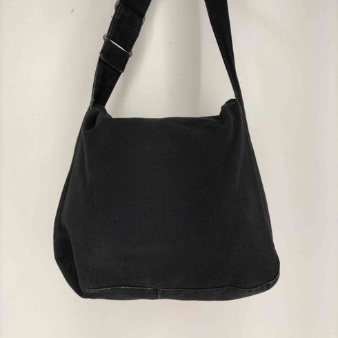 アワーレガシィー OUR LEGACY SLING BAG メンズ