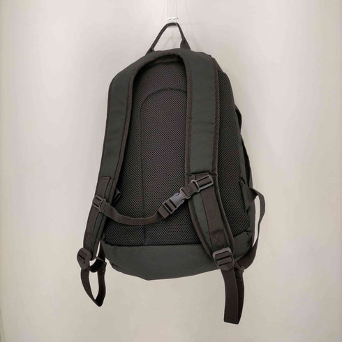 スラッシャー THRASHER スケボーストラップ付 リュックサック メンズ