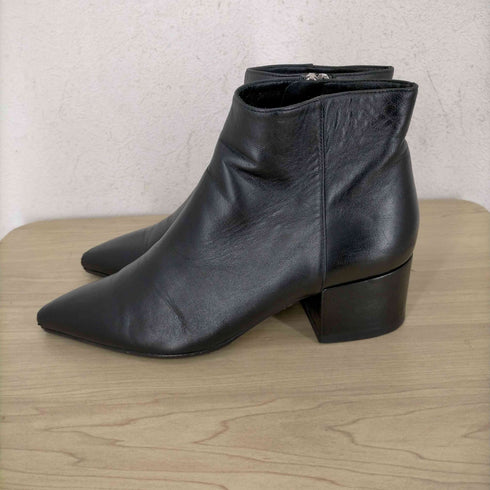 セルジオロッシ sergio rossi MADE IN ITALY ポインテッドトゥ サイドジップ レザーチャンキーヒール ショートブーツ レディース JPN:36