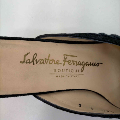 サルヴァトーレフェラガモ Salvatore Ferragamo 刺繍パンプス レディース