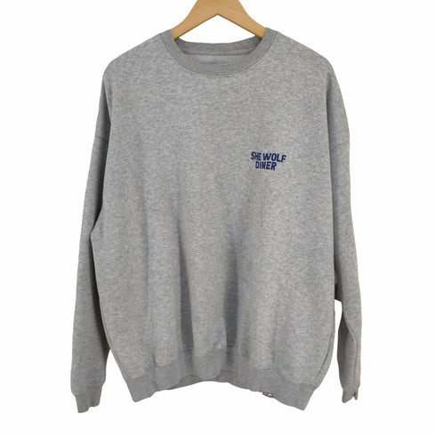 フリークスストア FREAKS STORE × SHE WOLF DINER 別注ビッグシルエットバックプリントクルーネックスウェット メンズ JPN:L