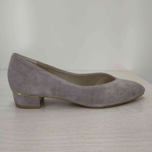 ディアーナ Dhyana Vカットスクエアトゥパンプス レディース 38-1/2