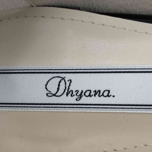 ディアーナ Dhyana Vカットスクエアトゥパンプス レディース 38-1/2