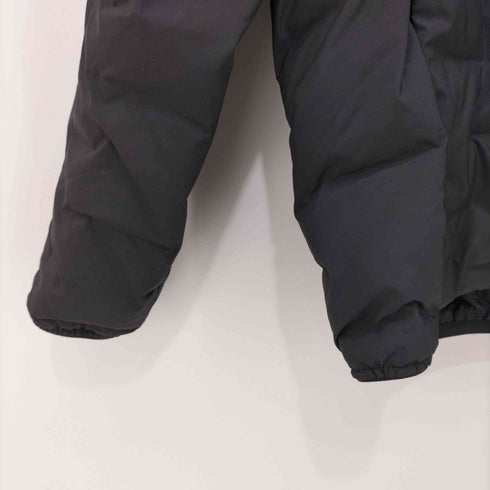 ユニクロ UNIQLO 2023AW シームレスダウンパーカ(3Dカット) メンズ JPN:S