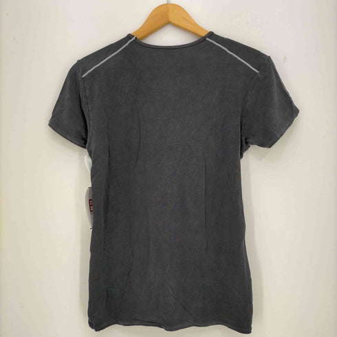 Y2K Vネック スリムフィットTシャツ パイピング メンズ