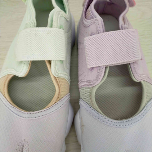 ナイキ NIKE WMNS Air Rift Barely Green Iris Whisper Sanddrift Whit エアリフト レディース JPN:24