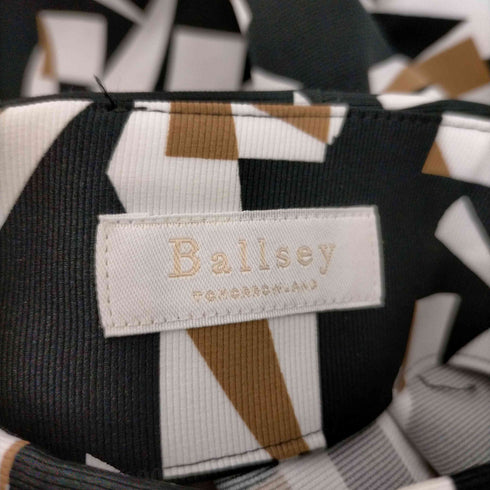 ボールジー BALLSEY ポリエステルランダムスクエアプリント サイドタックスカート レディース JPN:36