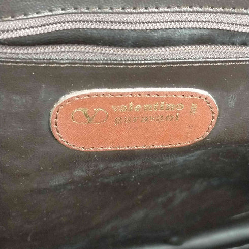 ヴァレンティノガラヴァーニ VALENTINO GARAVANI 型押し レザーブリーフケース メンズ