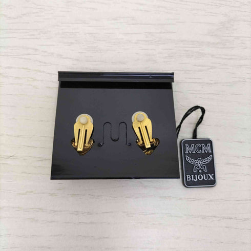 エムシーエム MCM リーフロープロゴイヤリング レディース