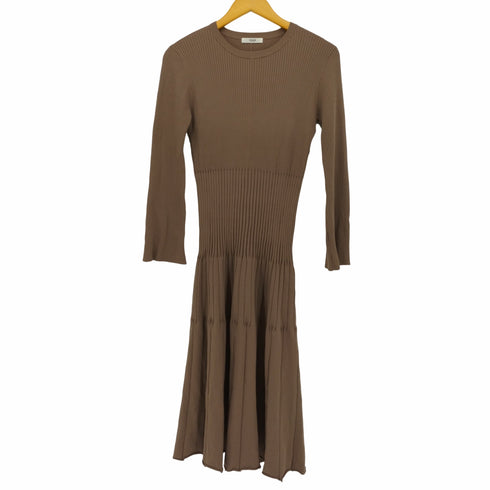 エミアトリエ emmi atelier 21SS ロングスリーブ タイト ニットワンピース レディース ONE SIZE