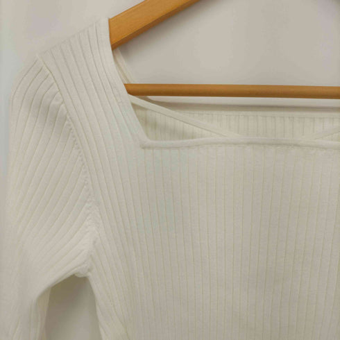 アプワイザーリッシェ Apuweiser riche 22AW スクエア ネック ニット レディース JPN:2