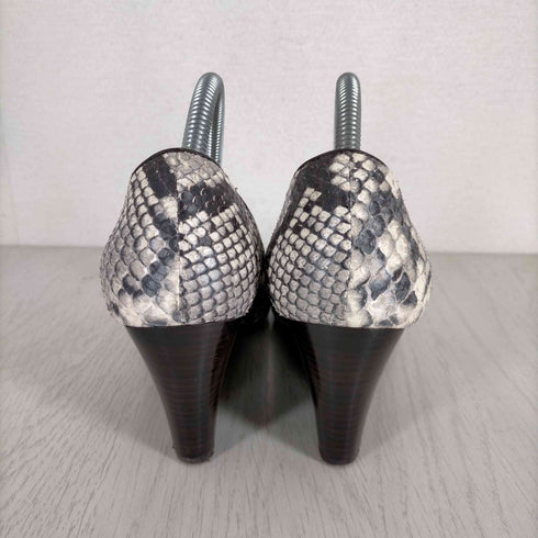 トリーバーチ TORY BURCH パイソン柄ロゴプレートヒールパンプス レディース 6M