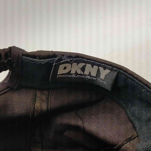 ダナキャランニューヨーク DKNY USA製 ロゴキャップ メンズ