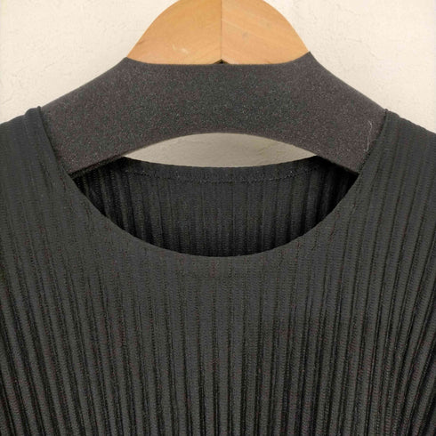 オムプリッセ イッセイミヤケ HOMME PLISSE ISSEY MIYAKE クルーネック プリーツプルオーバー メンズ JPN:2