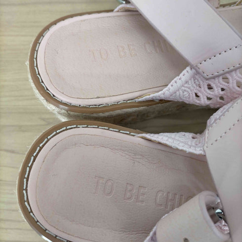 トゥービーシック TO BE CHIC 22SS ダブルリュバンウエッジソール サンダル バックストラップ ピンク レディース