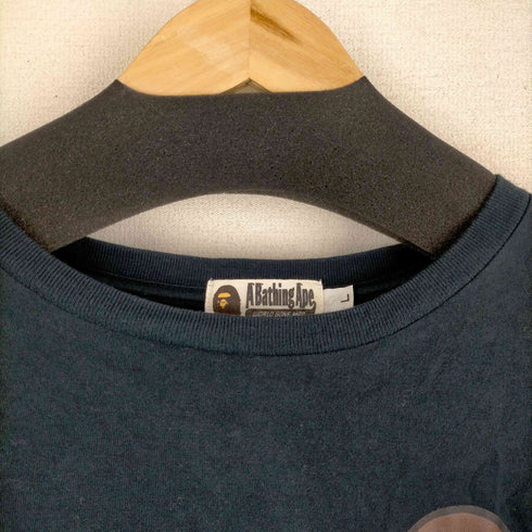 アベイシングエイプ A BATHING APE プリントデザインクルーネックカットソー メンズ JPN:L