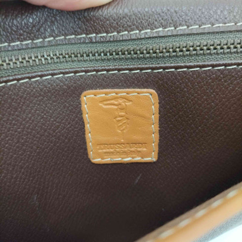 トラサルディ TRUSSARDI PVCレザー ショルダーバッグ レディース