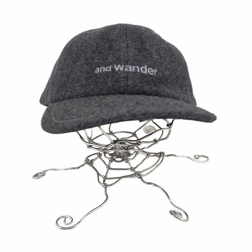 アンドワンダー and wander wool melton cap メンズ