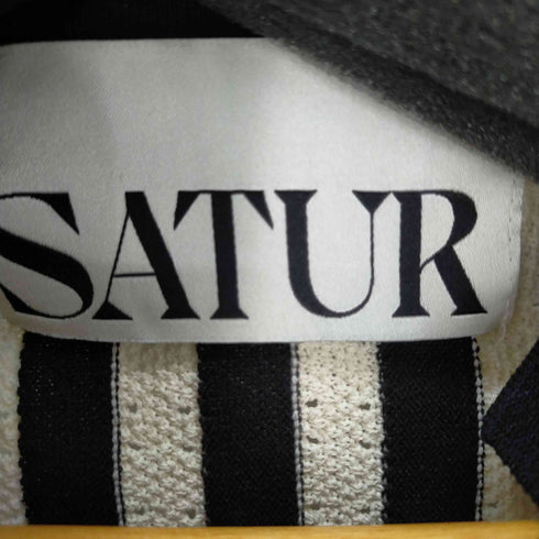 SATUR ストライプサッカーシャツ サマーニット ワッペン メンズ