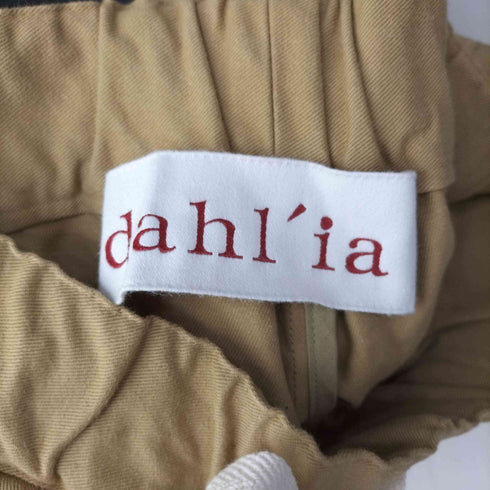 ダリア dahlia クロップドテーパードタックイージーチノパン レディース
