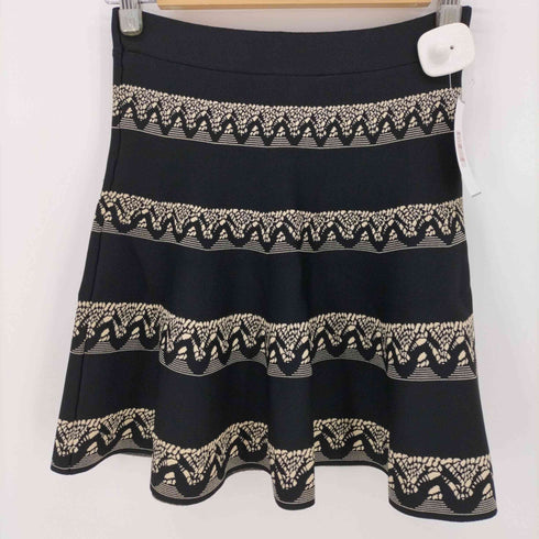 ビーシービージーマックスアズリア BCBGMAXAZRIA フレア ニット 総柄 ミニ スカート レディース JPN:S