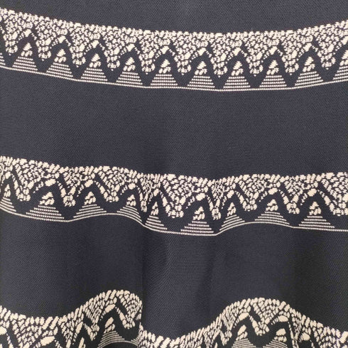 ビーシービージーマックスアズリア BCBGMAXAZRIA フレア ニット 総柄 ミニ スカート レディース JPN:S