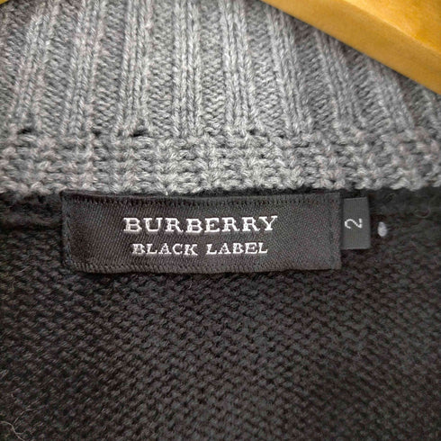 バーバリーブラックレーベル BURBERRY BLACK LABEL ボース刺繍ロゴ ハーフボタン ハイネックニット メンズ 2