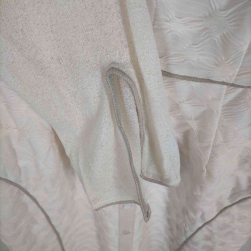 プリヴェヴェ PRIVEVE フレアスリーブスモッキングワンピース THE FLARE SLEEVE SMOCKING DRESS レディース FREE