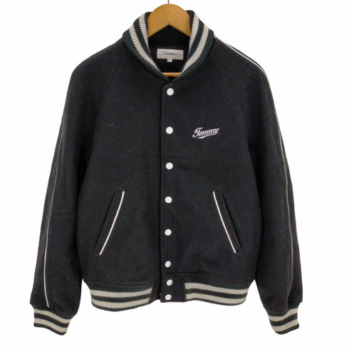 トミー TOMMY フロント刺繍 ラグランスリーブスタジアムジャンパー メンズ import:M