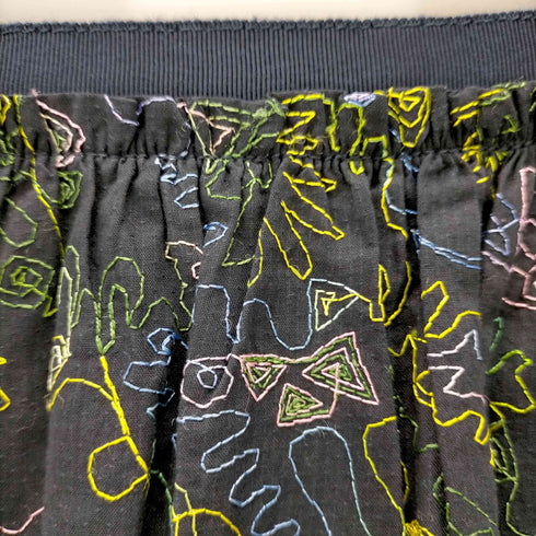 マークバイマークジェイコブス Marc by Marc Jacobs フレアスカート ミニ丈 プリーツ 刺繍 総柄 レディース JPN:0
