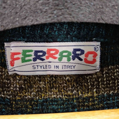 FERRARO フロントパッチ刺繍ニットセーター レディース
