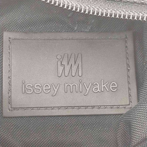 イッセイミヤケ im ISSEY MIYAKE 80-90s シリコンロゴピスネーム ショルダーバッグ メンズ