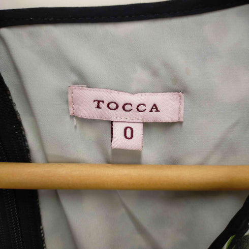 トッカ TOCCA フィリピン製花柄ノースリーブワンピース レディース 0