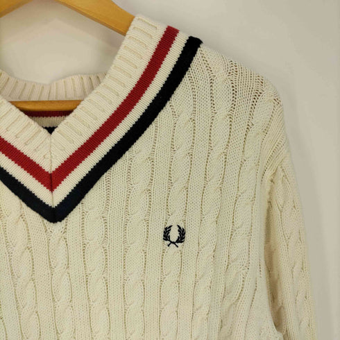 フレッドペリー FRED PERRY ロゴ刺繍 Vネック カノコチルデンセーター メンズ import:M