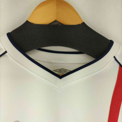 アンブロ UMBRO ロゴ ナンバリング VネックTシャツ メンズ