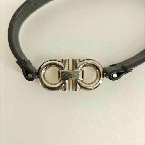 サルヴァトーレフェラガモ Salvatore Ferragamo レザーブレスレット ガンチーニ レディース