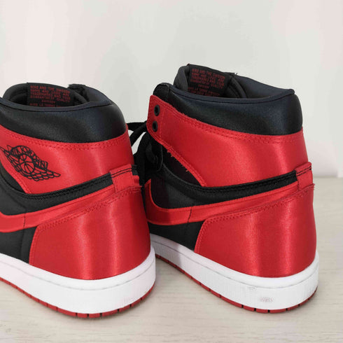ジョーダンブランド JORDAN BRAND Air Jordan 1 Retro High OG Satin Bred エアジョーダン1 レトロ ハイ OG サテンブレッド スニーカー メンズ JPN:27