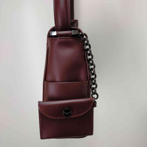 サルヴァトーレフェラガモ Salvatore Ferragamo ミニポーチ付き レザーショルダー レディース