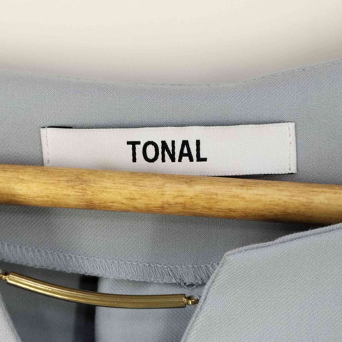 トナル TONAL 洗える/シワになりにくい/ギャバスリットネックベルスリーブブラウス レディース 38