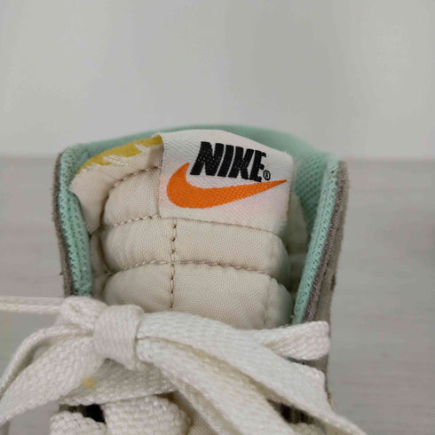 ナイキ NIKE MID スエード VNTG ハイカットスニーカー レディース JPN:23