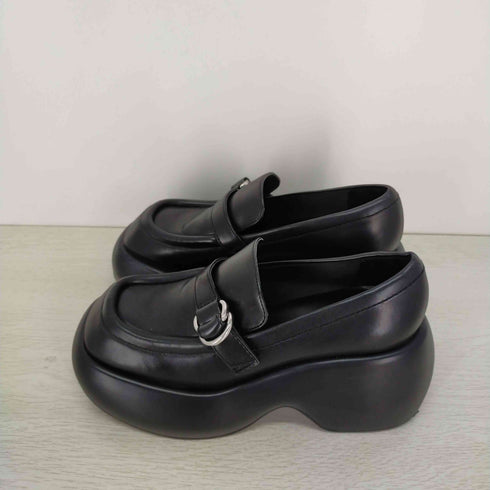 チャールズキース CHARLES & KEITH バックルプラットフォーム ペニーローファー レディース EUR:35