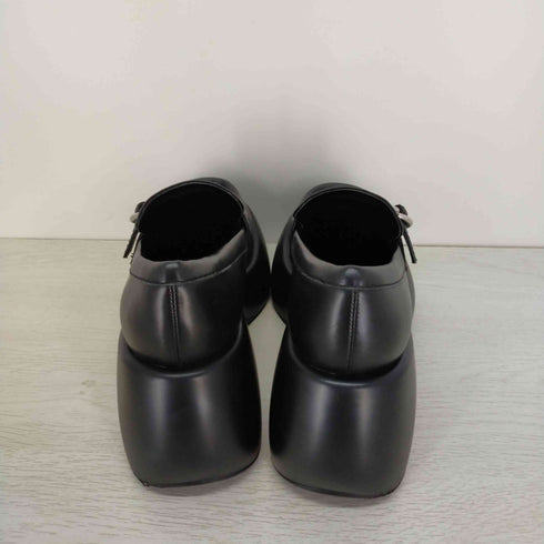 チャールズキース CHARLES & KEITH バックルプラットフォーム ペニーローファー レディース EUR:35