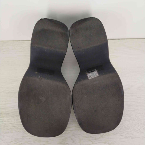チャールズキース CHARLES & KEITH バックルプラットフォーム ペニーローファー レディース EUR:35