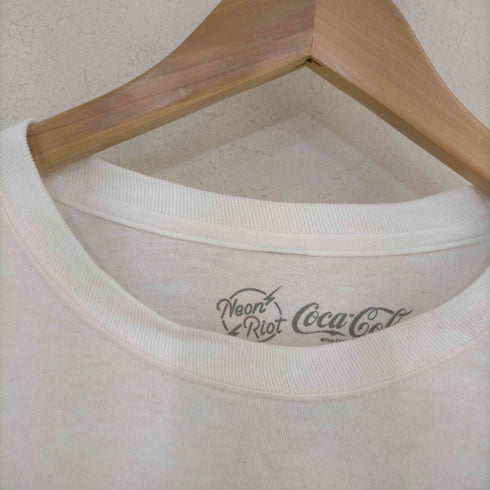 コカコーラ Coca-Cola NEON RIOT フロントxスリーブ ロゴプリント L/Sカットソー メンズ 2XL