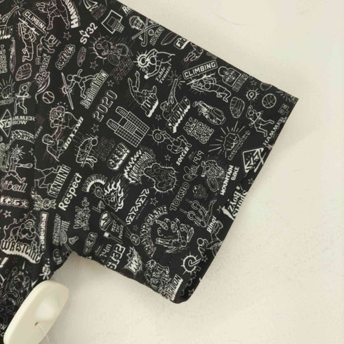 エスワイサーティトゥー SY32 by SWEET YEARS 吸汗速乾 総柄 GRAPHIC TEE メンズ JPN:S