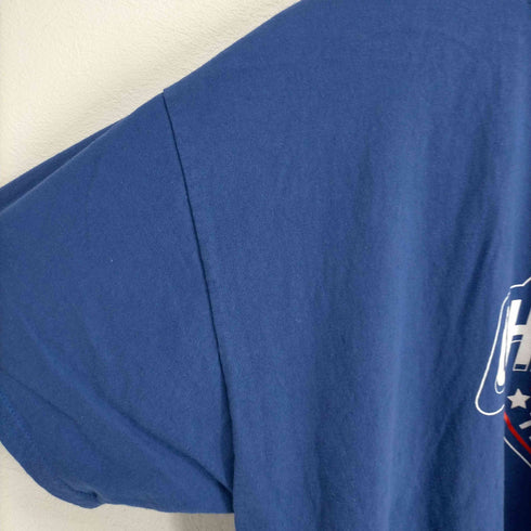 ポートアンドカンパニー PORT and COMPANY STATE CHAMPION 2021-2022 フロントプリントS/S TEE メンズ JPN:XXL