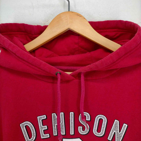 ジャンスポーツ JanSport DENISON UNIVERSITY BIG RED カレッジプリントプルーオーバーパーカー メンズ JPN:XL