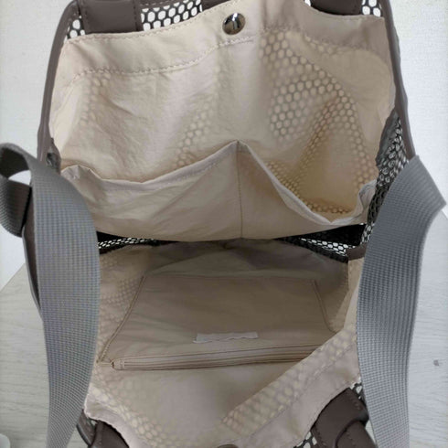 イアパピヨネ ear PAPILLONNER EWメッシュライトショルダーバッグ レディース
