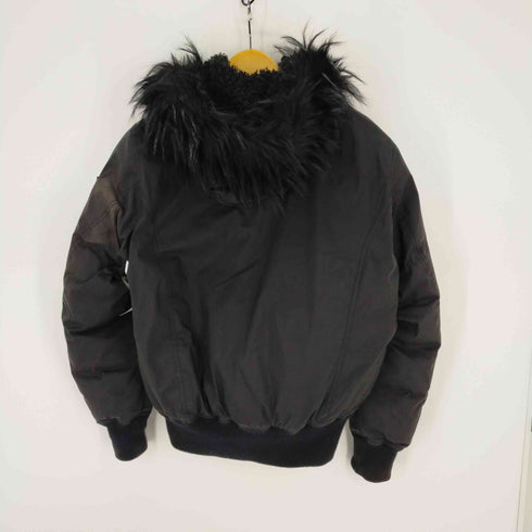 ディーゼル DIESEL W-BURKISK ファー 中綿 ボンバージャケット N-2B フライト ジャケット ショート丈 メンズ import:S